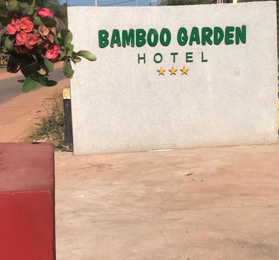 Bamboo Garden Hotel Serrekunda Exterior photo