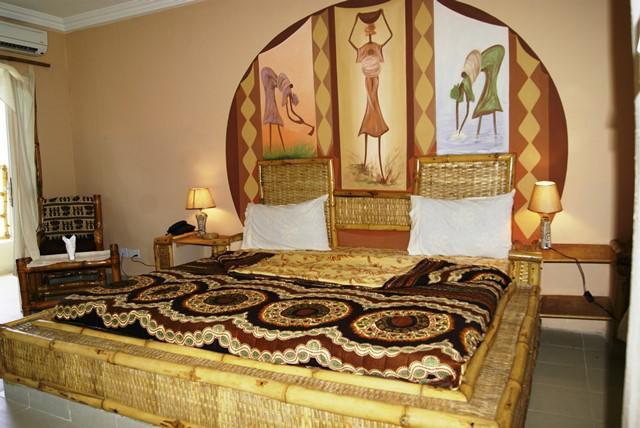 Bamboo Garden Hotel Serrekunda Exterior photo